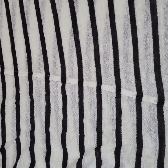 Burberry Brit Women's Tshirt Size Medium - Picture 12 of 16